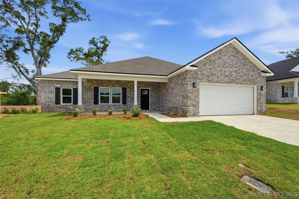 330 Thornbird Loop Enterprise AL 36330
