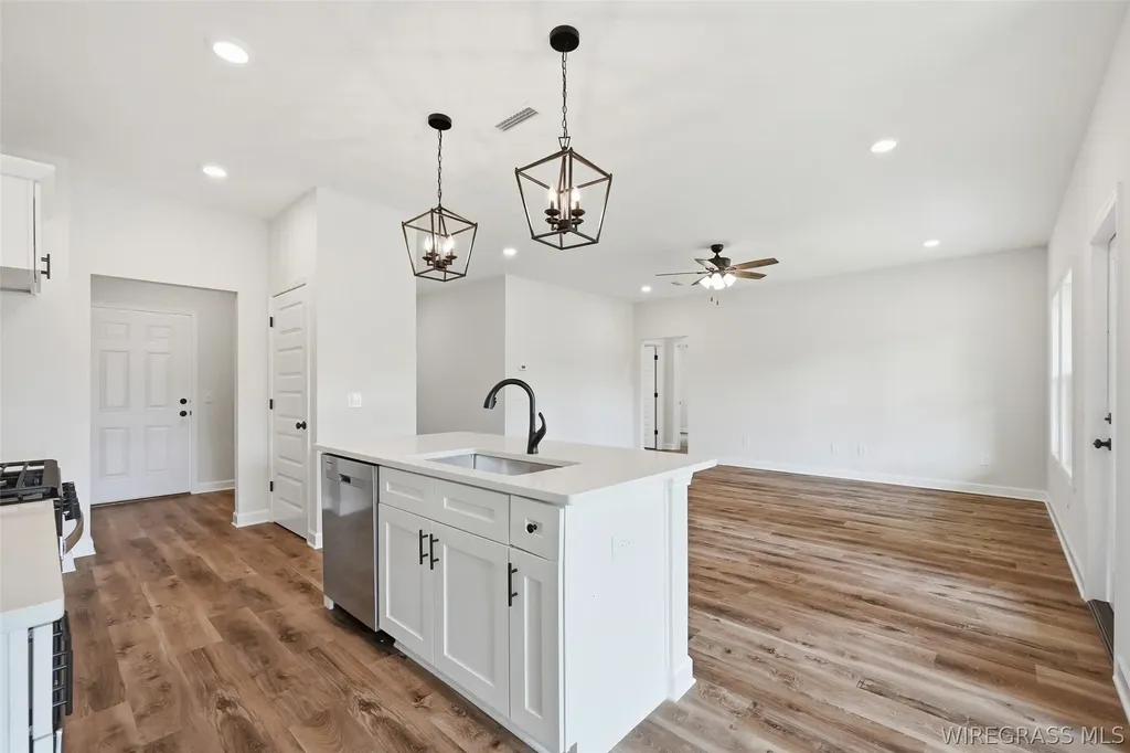 330 Thornbird Loop Enterprise AL 36330
