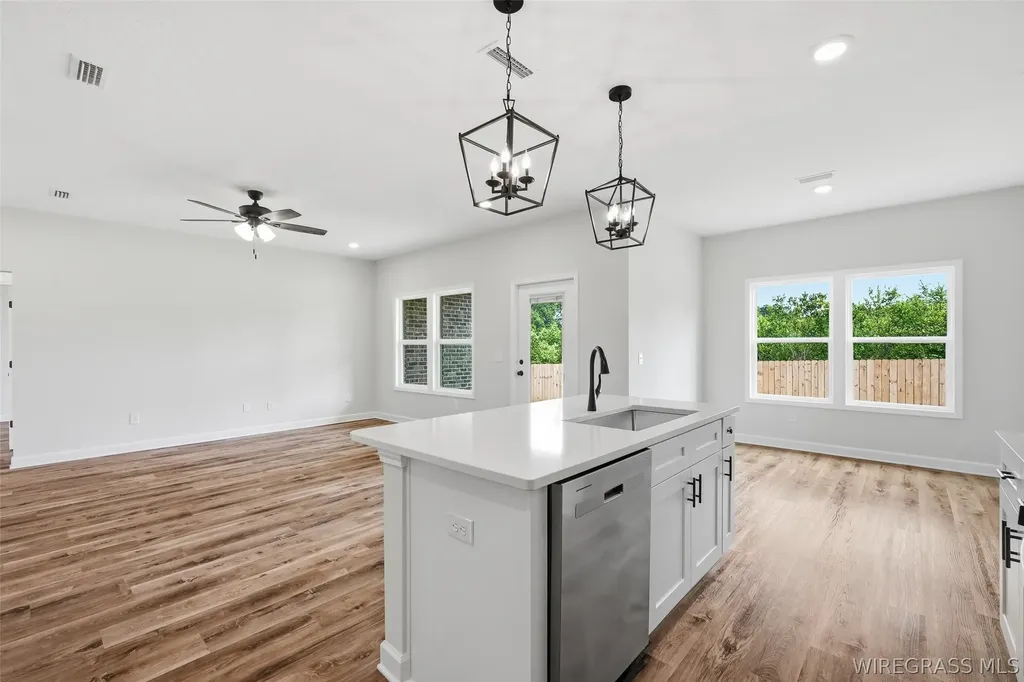 330 Thornbird Loop Enterprise AL 36330