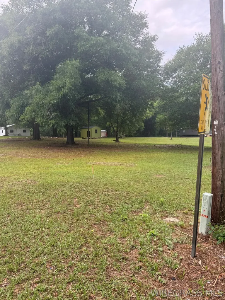 21115 Edwards Road Andalusia AL 36421