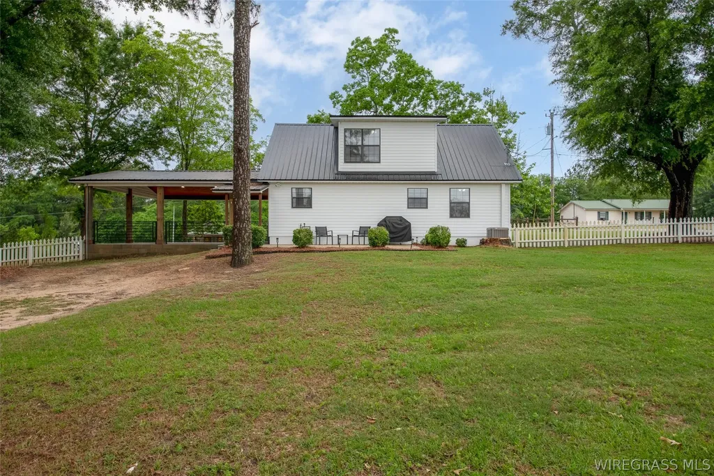 105 Huckleberry Drive Andalusia AL 36420