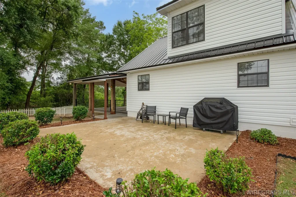 105 Huckleberry Drive Andalusia AL 36420