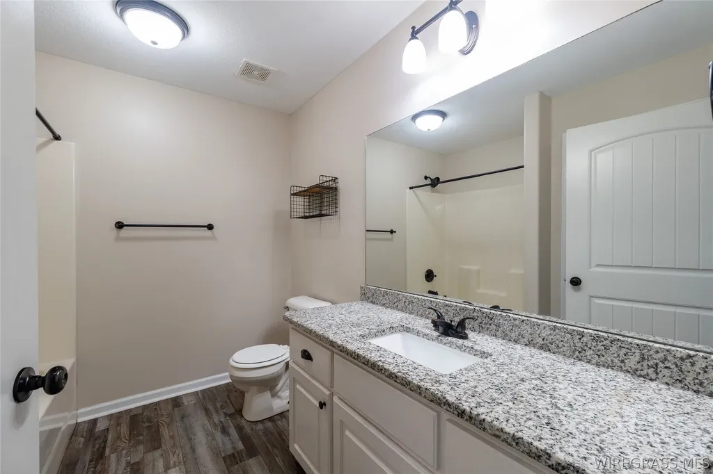 1205 Sandbed Road Newton AL 92307