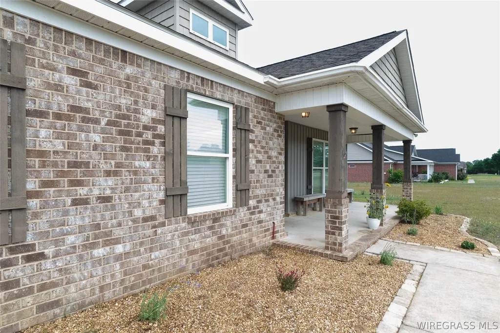 1205 Sandbed Road Newton AL 92307