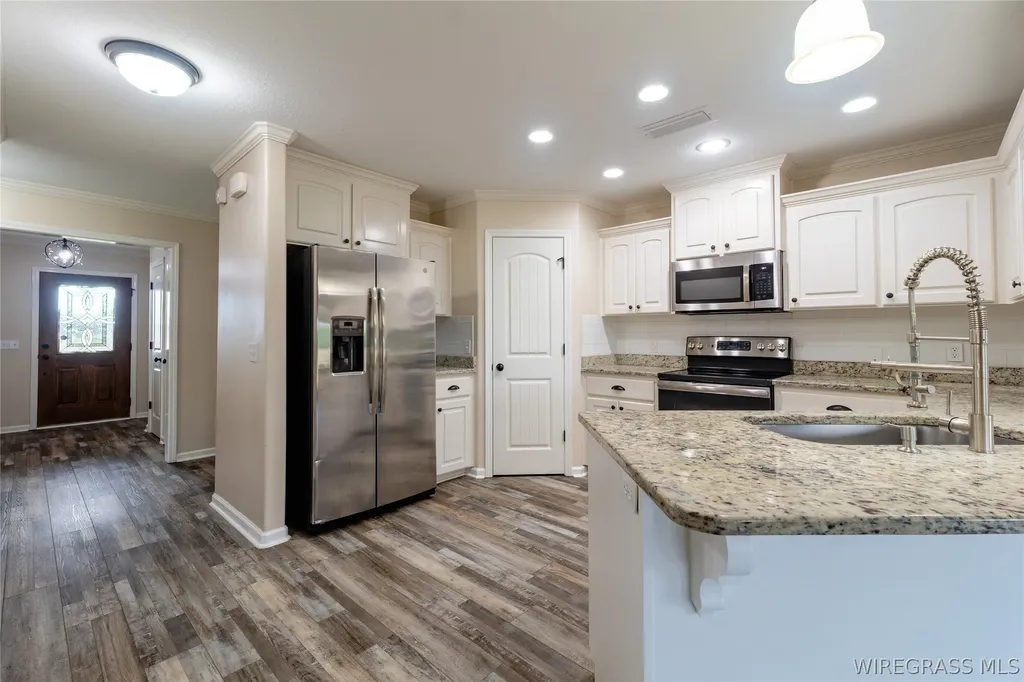 1205 Sandbed Road Newton AL 92307