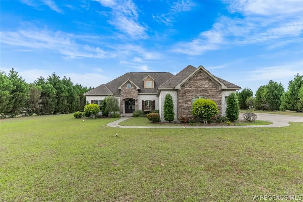 2114 Helms Road Rehobeth AL 36301