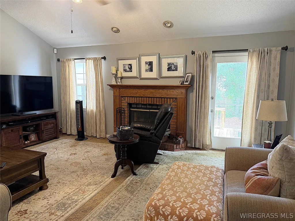 202 Wellston Drive Enterprise AL 36330