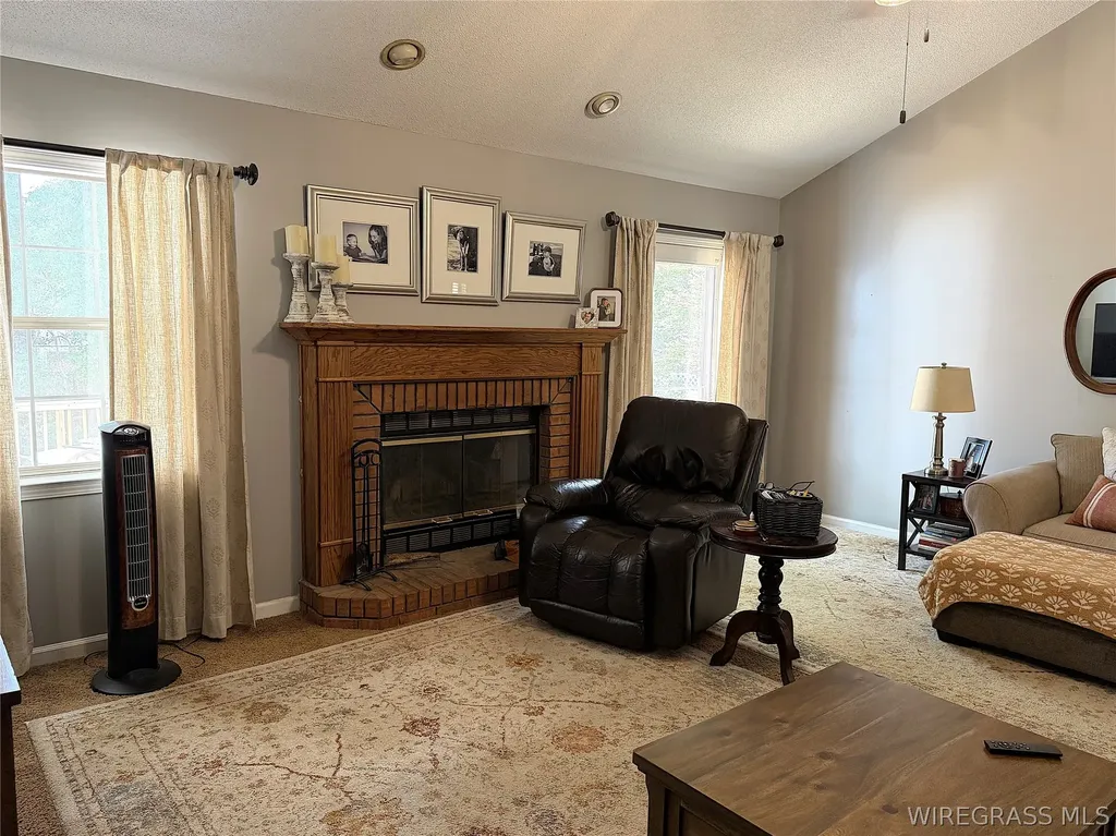 202 Wellston Drive Enterprise AL 36330
