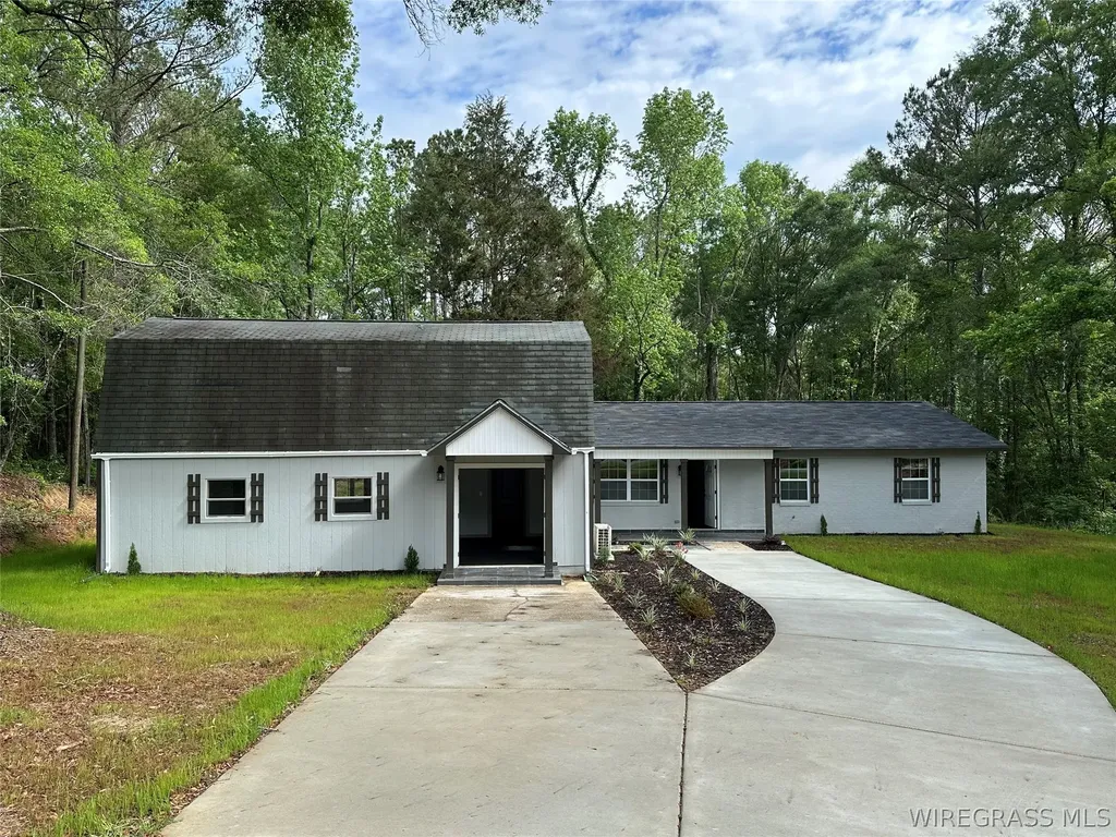 593 Mary Mcclendon Road Ozark AL 36360