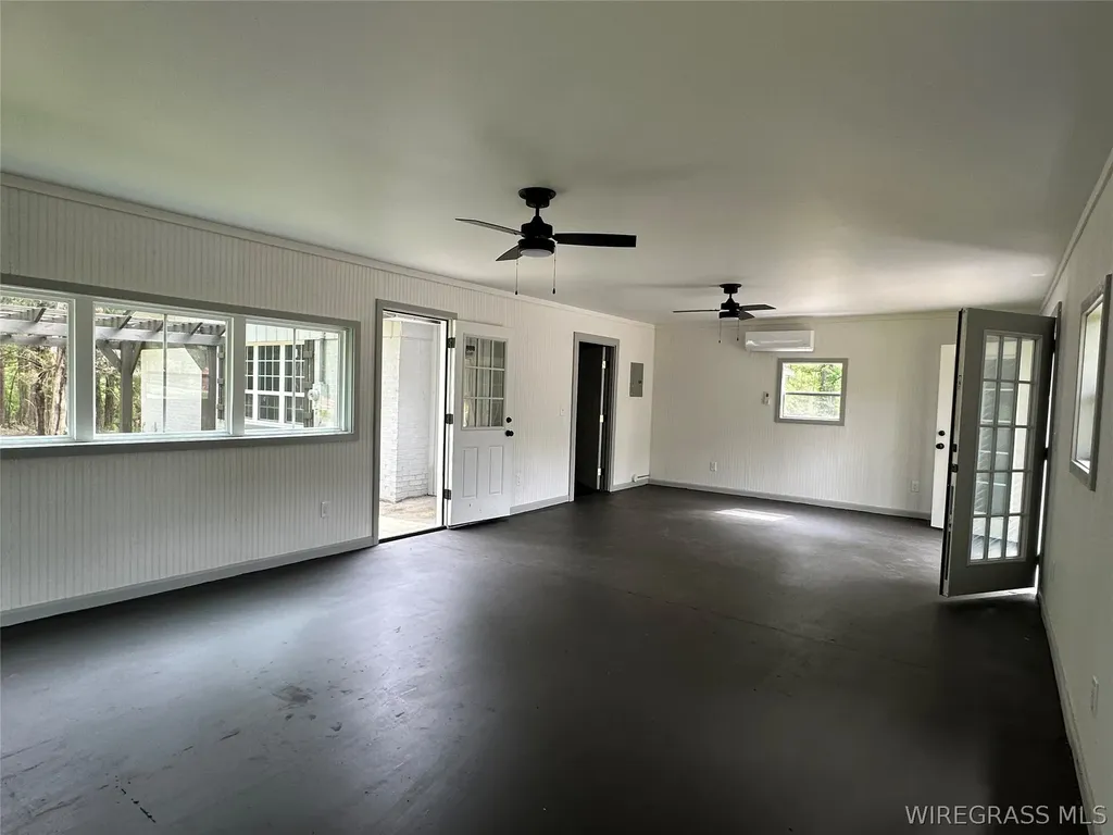 593 Mary Mcclendon Road Ozark AL 36360