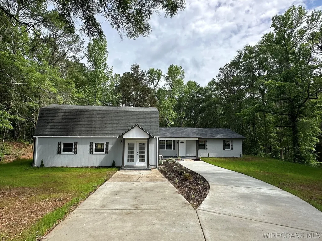593 Mary Mcclendon Road Ozark AL 36360