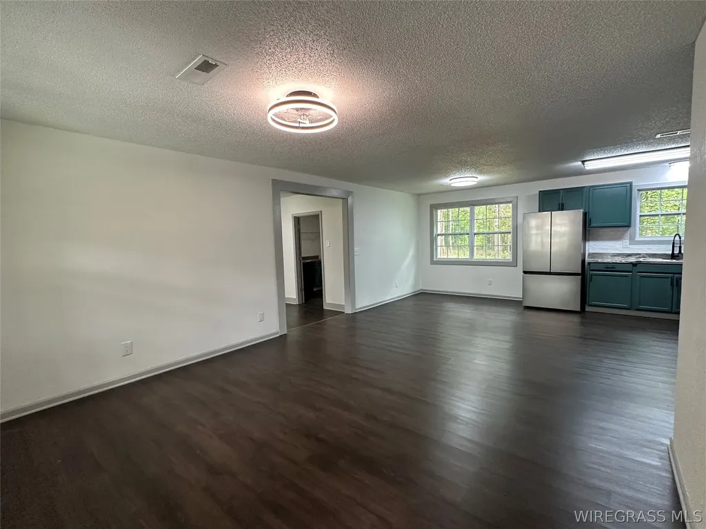 593 Mary Mcclendon Road Ozark AL 36360