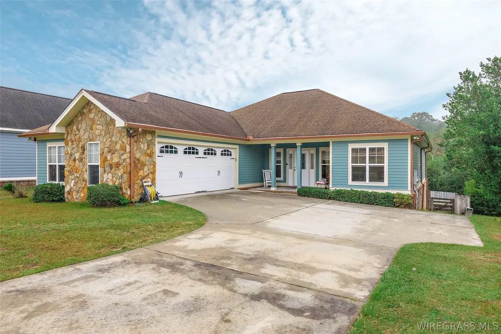 759 Pine Avenue Ozark AL 36360