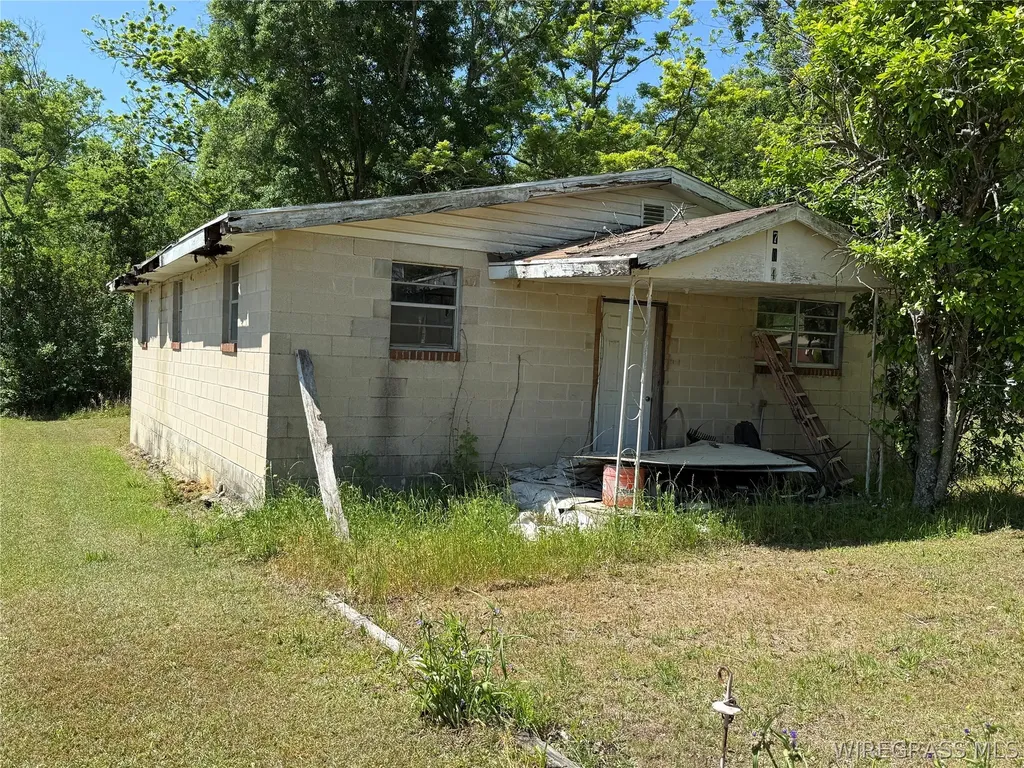 704 Oak Street Ashford AL 36312