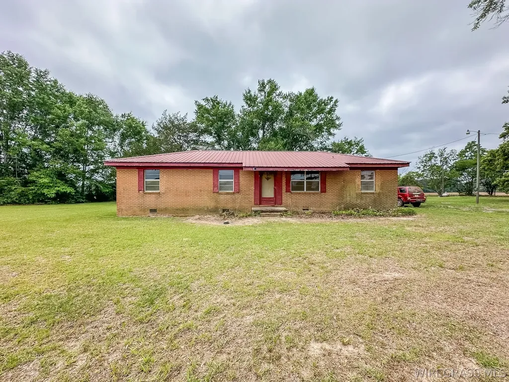 862 County Road 667 Chancellor AL 36318