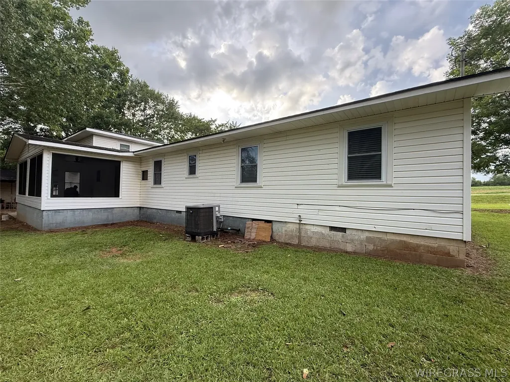 3806 County Road 636 Enterprise AL 36330