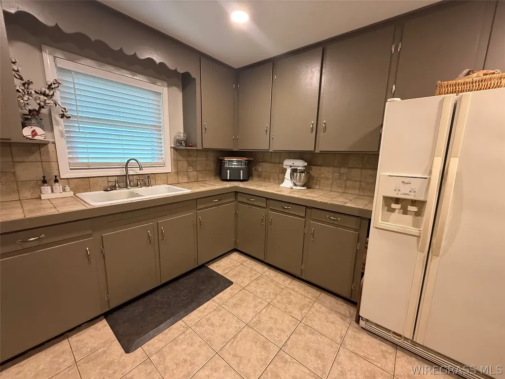 3806 County Road 636 Enterprise AL 36330