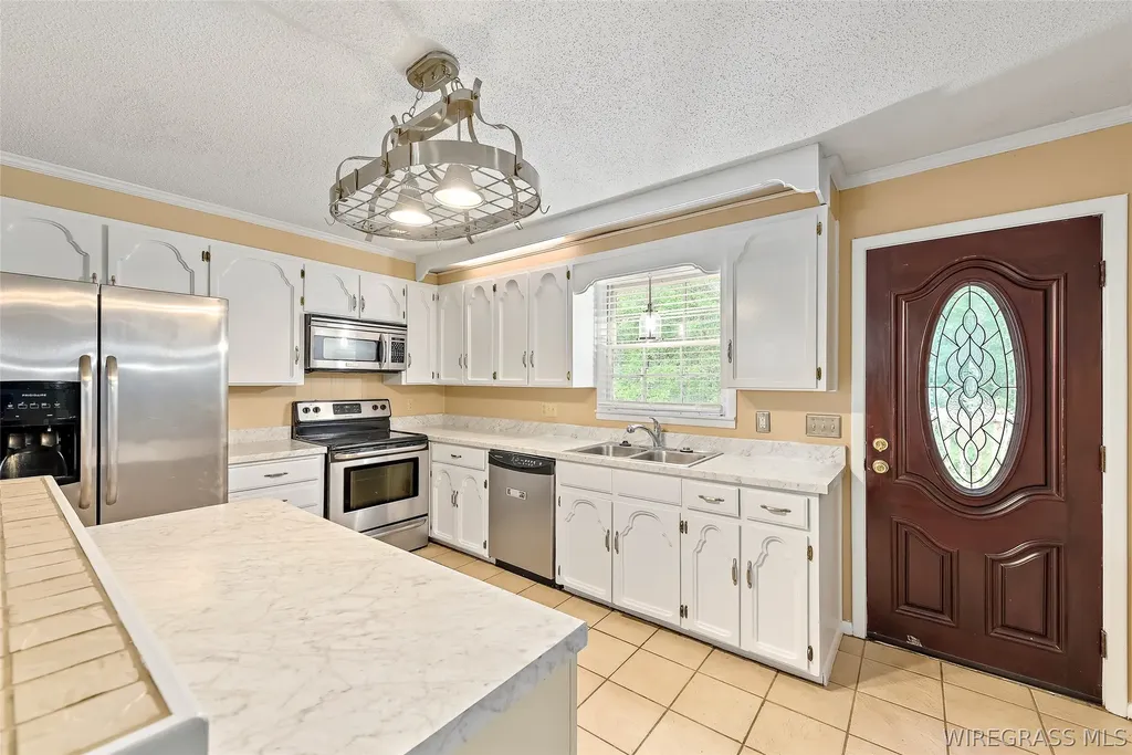 110 Laurel Circle Enterprise AL 36330