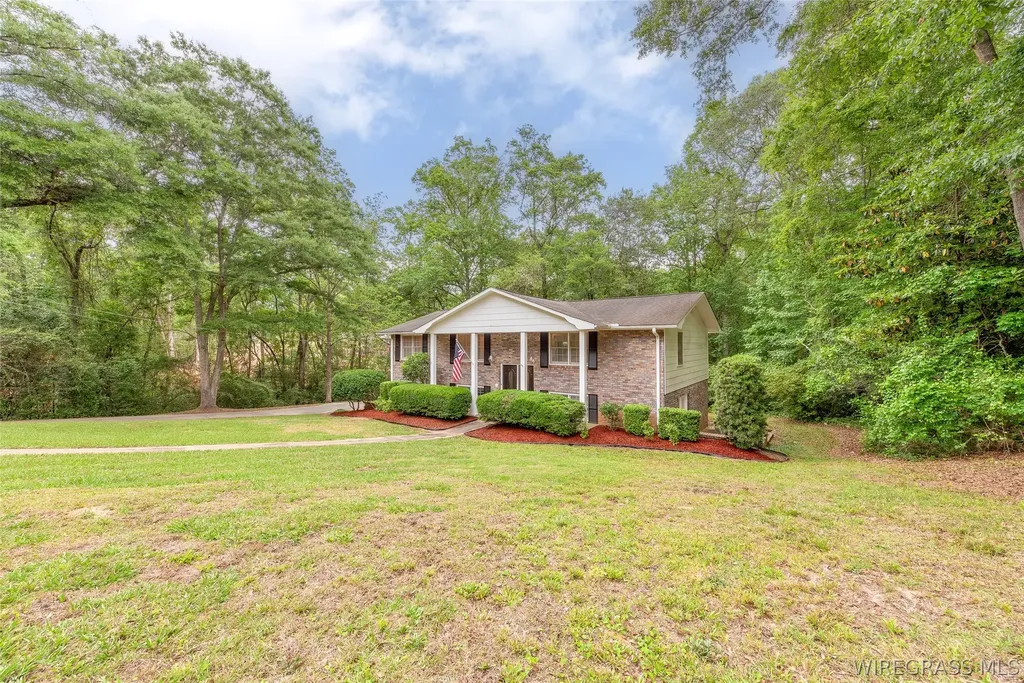 110 Laurel Circle Enterprise AL 36330
