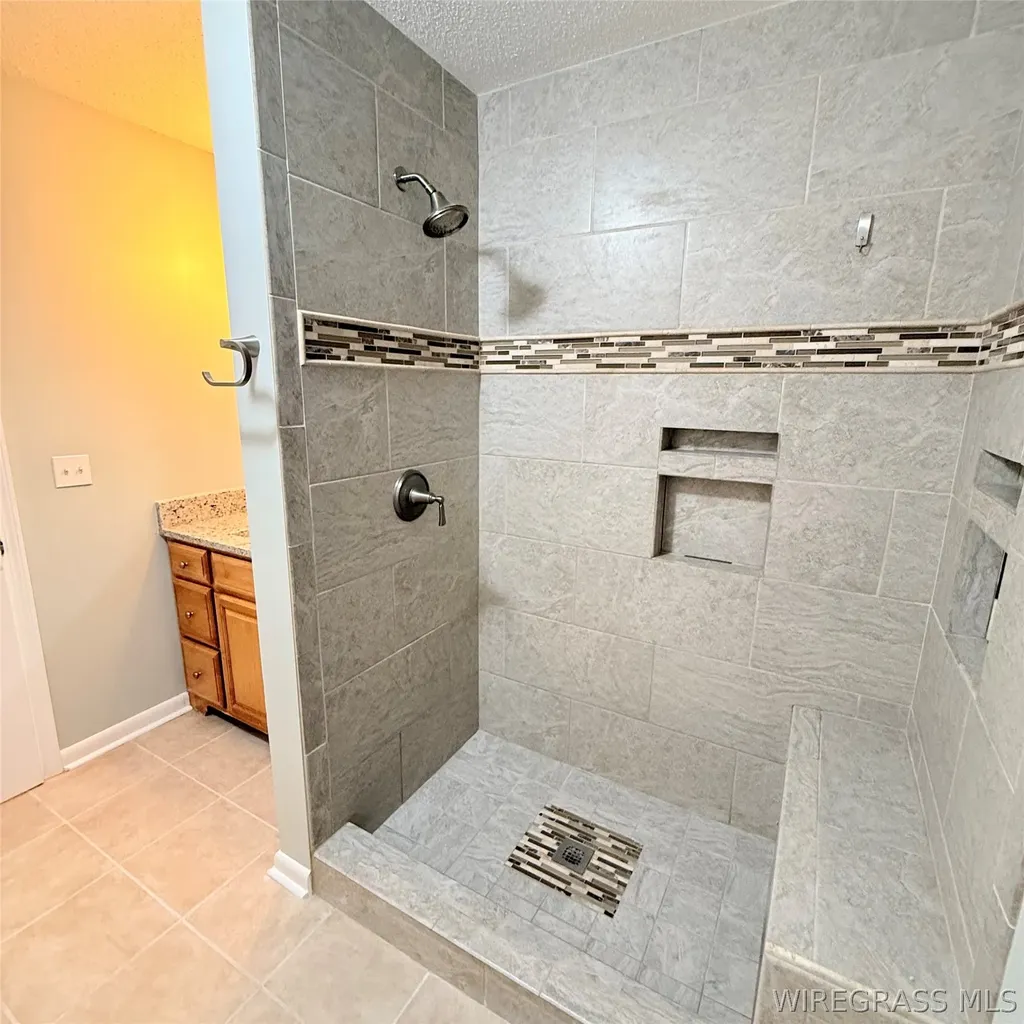 183 Hank Nix Drive Ozark AL 36360