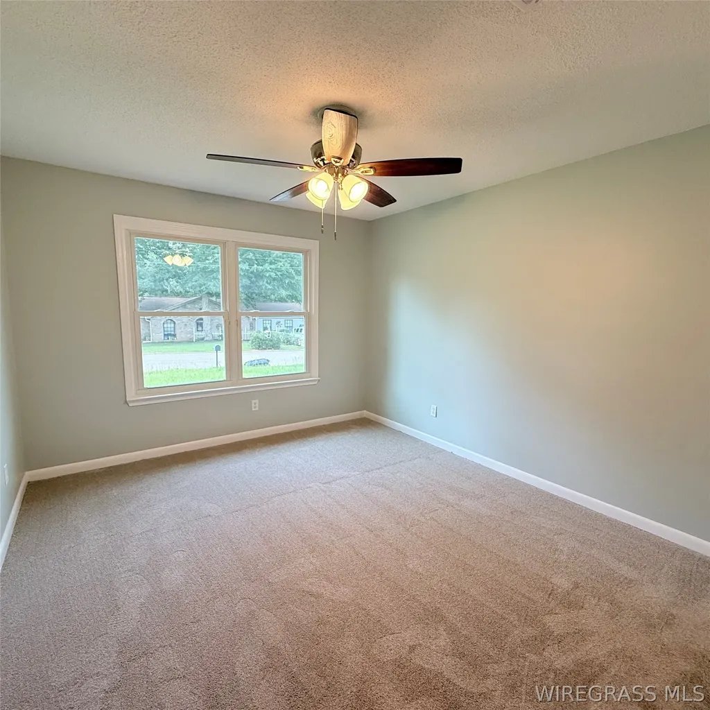 183 Hank Nix Drive Ozark AL 36360