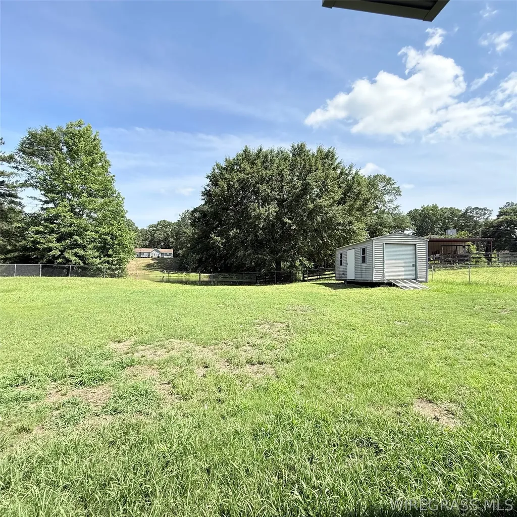 183 Hank Nix Drive Ozark AL 36360