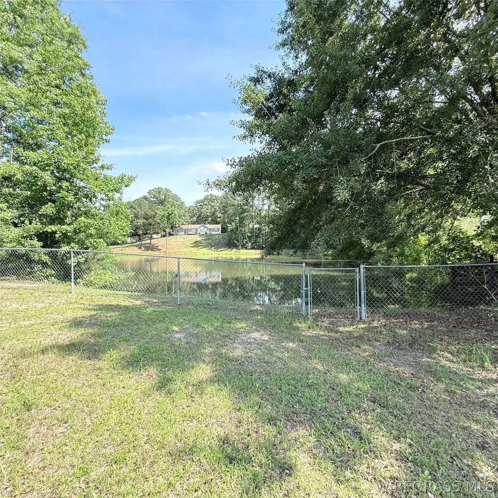183 Hank Nix Drive Ozark AL 36360