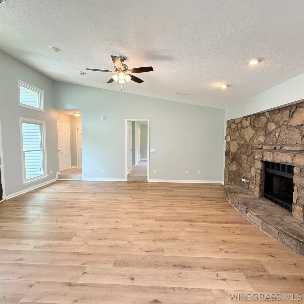 183 Hank Nix Drive Ozark AL 36360
