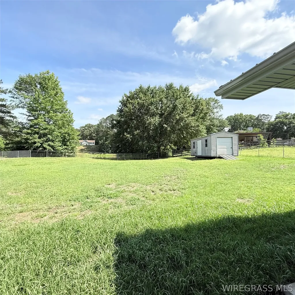 183 Hank Nix Drive Ozark AL 36360