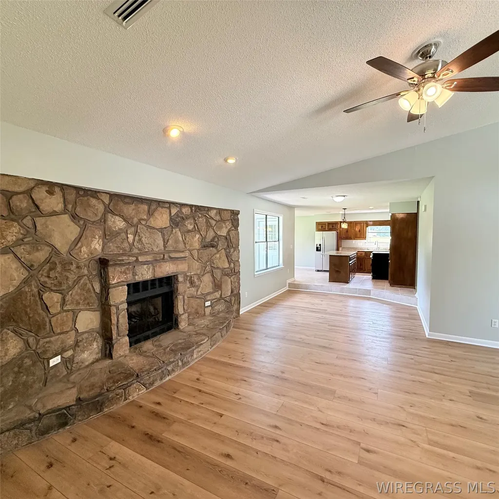 183 Hank Nix Drive Ozark AL 36360
