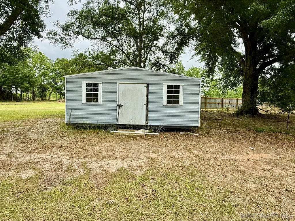 11218 E County Road 4 Road Hartford AL 36344
