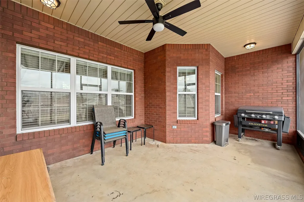102 Doveland Court Enterprise AL 36330