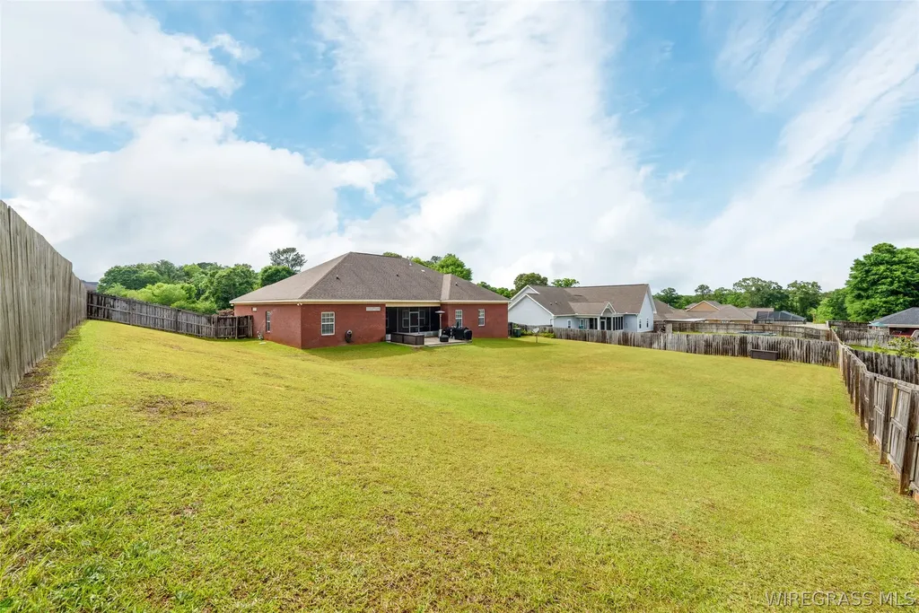 102 Doveland Court Enterprise AL 36330