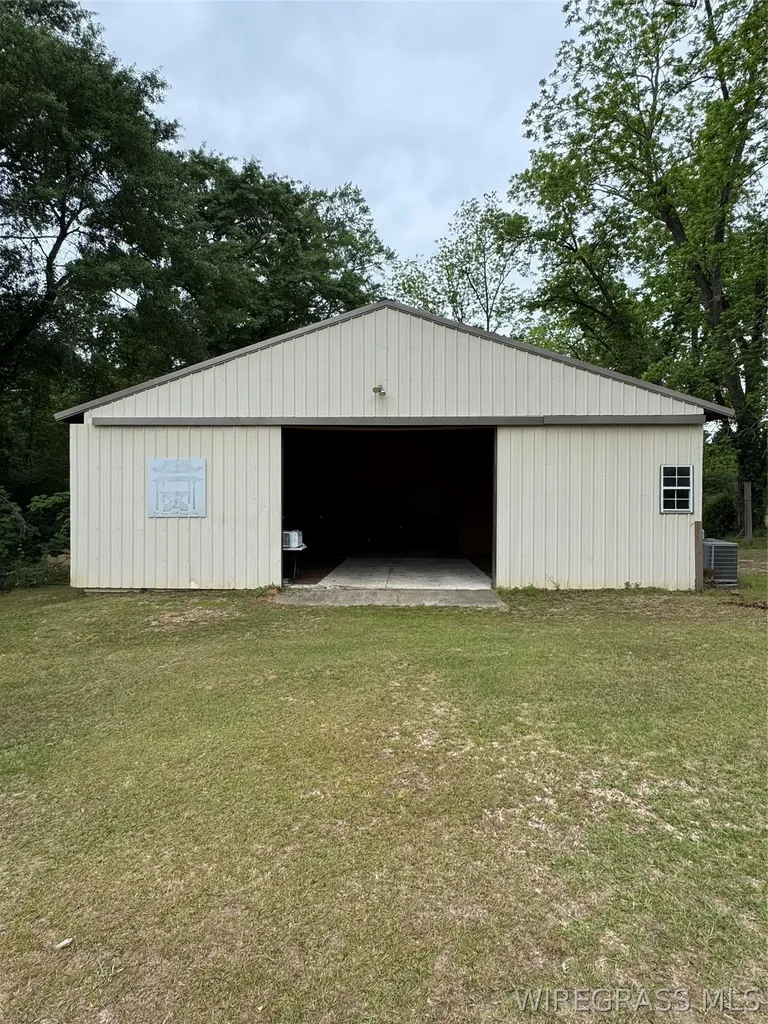 28873 Straughn School Road Andalusia AL 36421