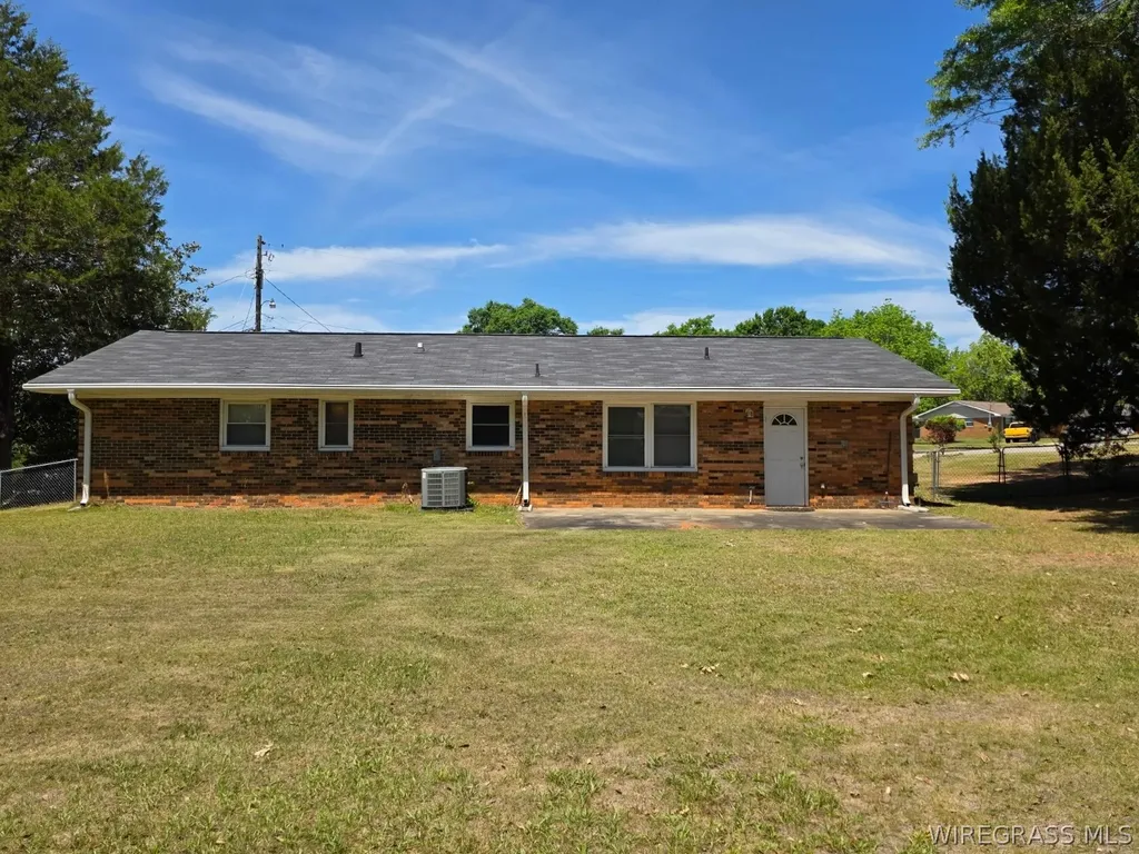 108 Glenwood Lane Enterprise AL 36330