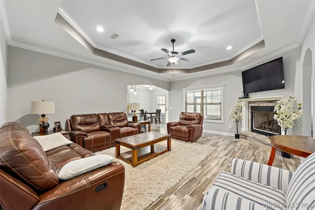 209 Southern Winds Drive Enterprise AL 36330