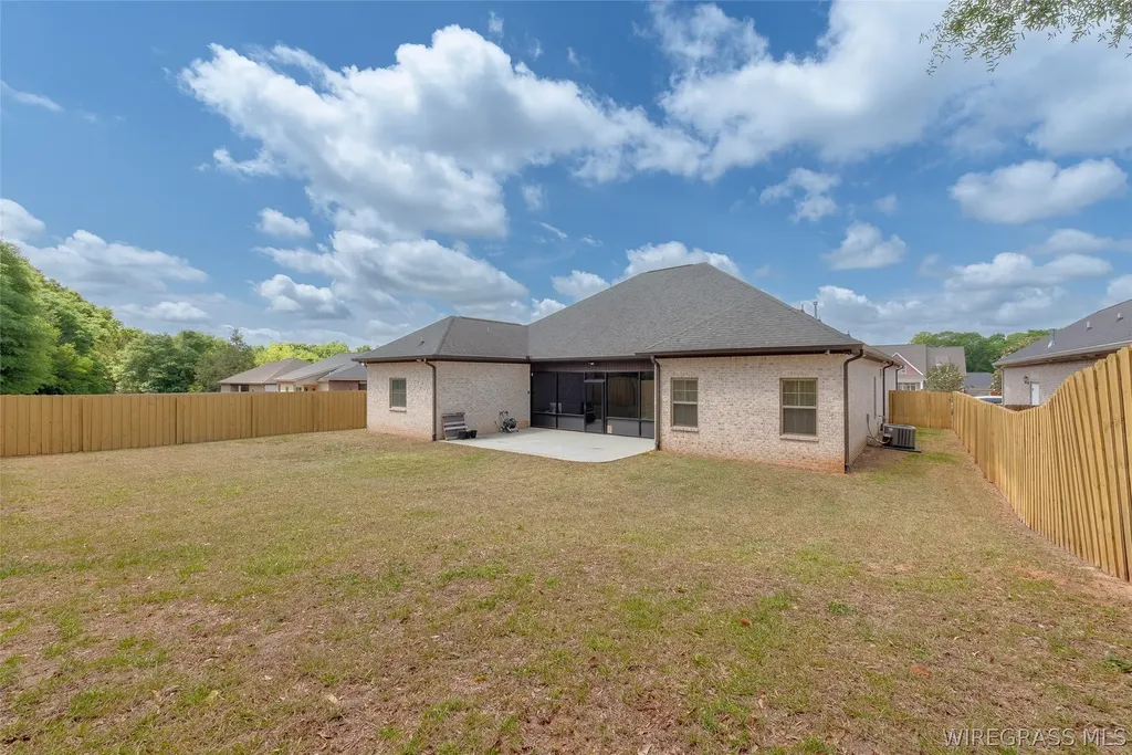 209 Southern Winds Drive Enterprise AL 36330