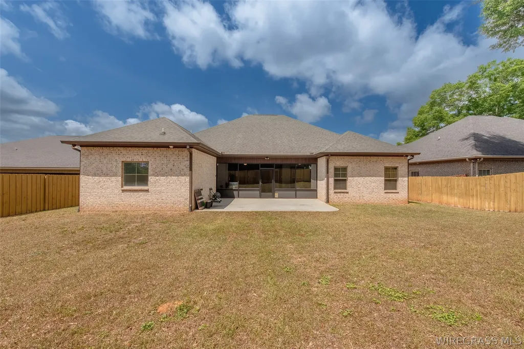 209 Southern Winds Drive Enterprise AL 36330
