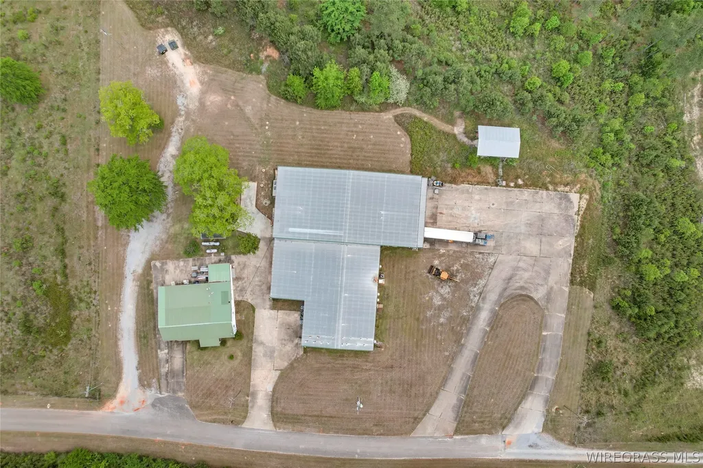 87 County Road 476 Samson AL 36477