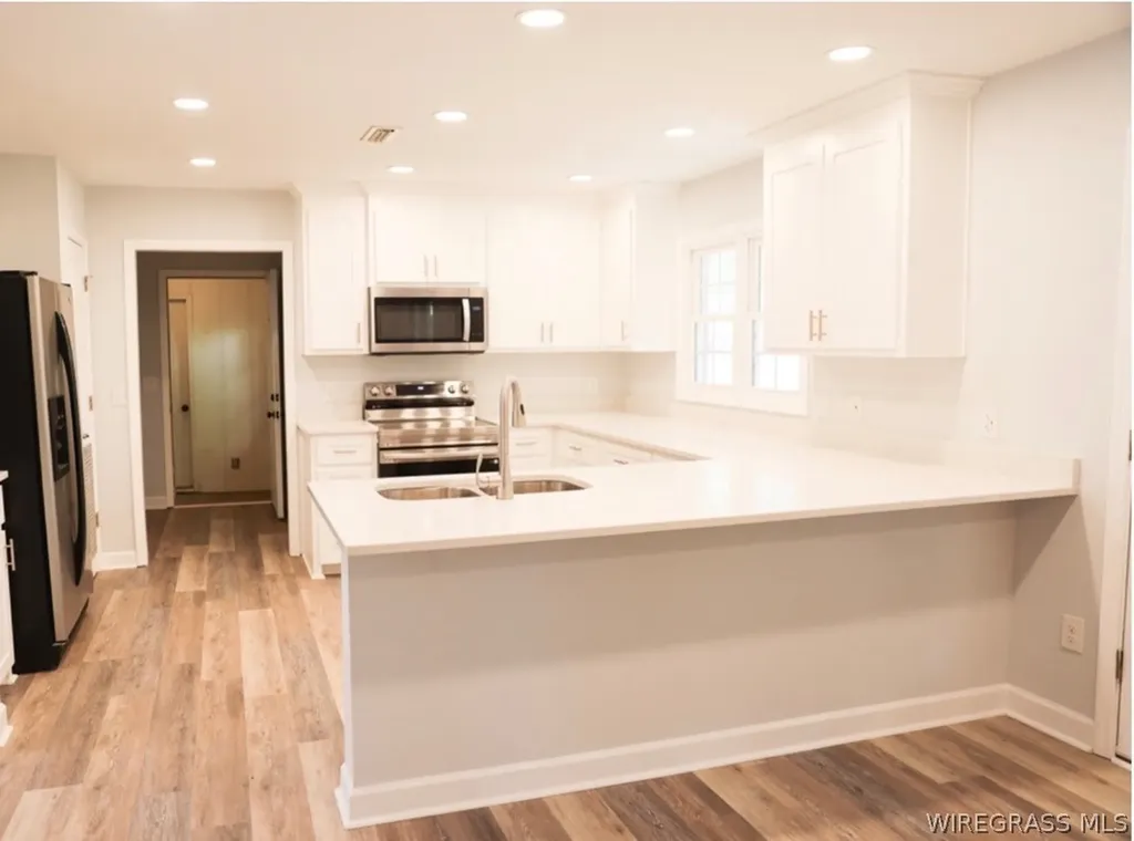 300 S Oakridge Drive Enterprise AL 36330
