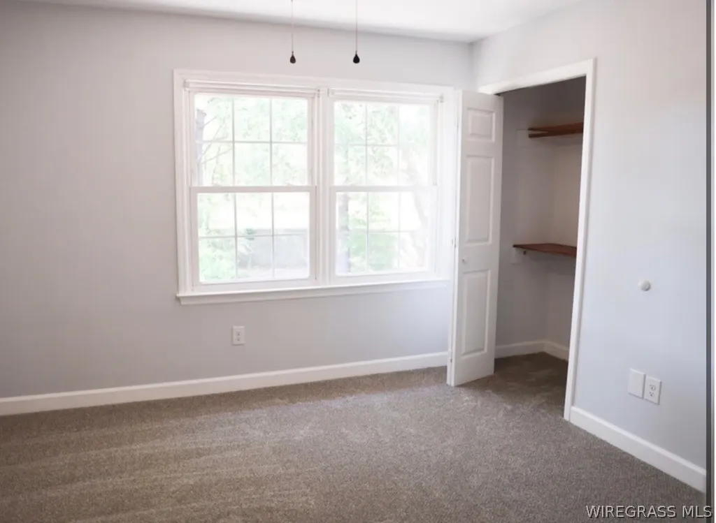 300 S Oakridge Drive Enterprise AL 36330