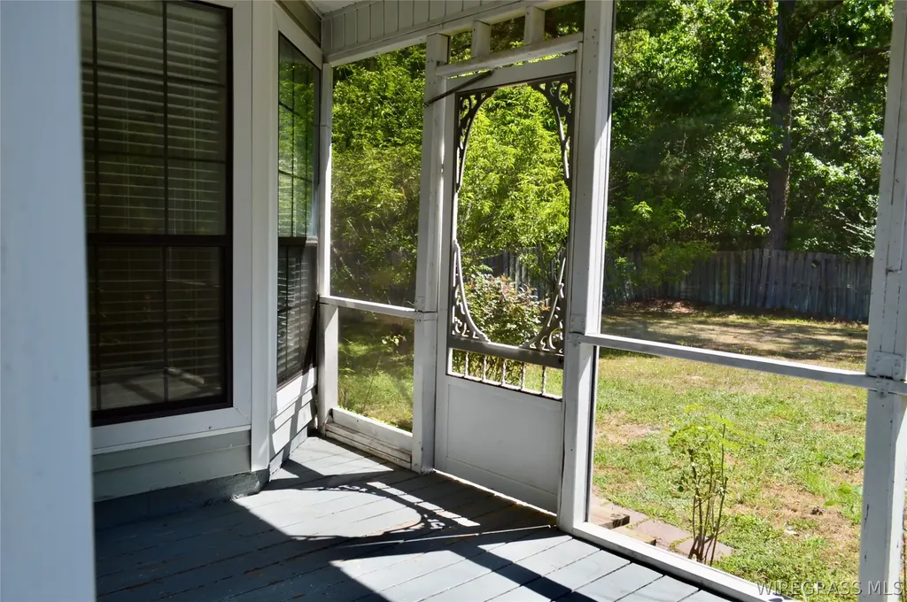 217 Riverview Drive Daleville AL 36362