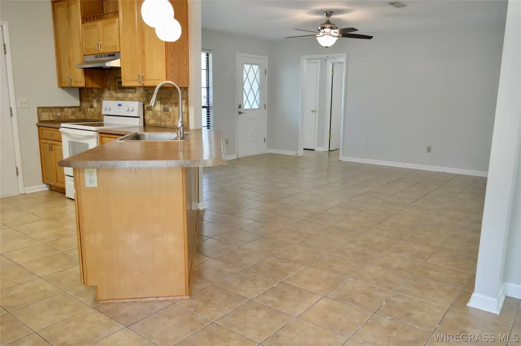 217 Riverview Drive Daleville AL 36362