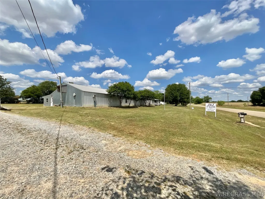 2951 County Road 427 Kinston AL 36453