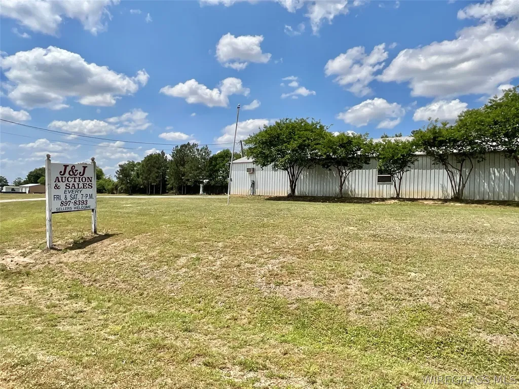 2951 County Road 427 Kinston AL 36453