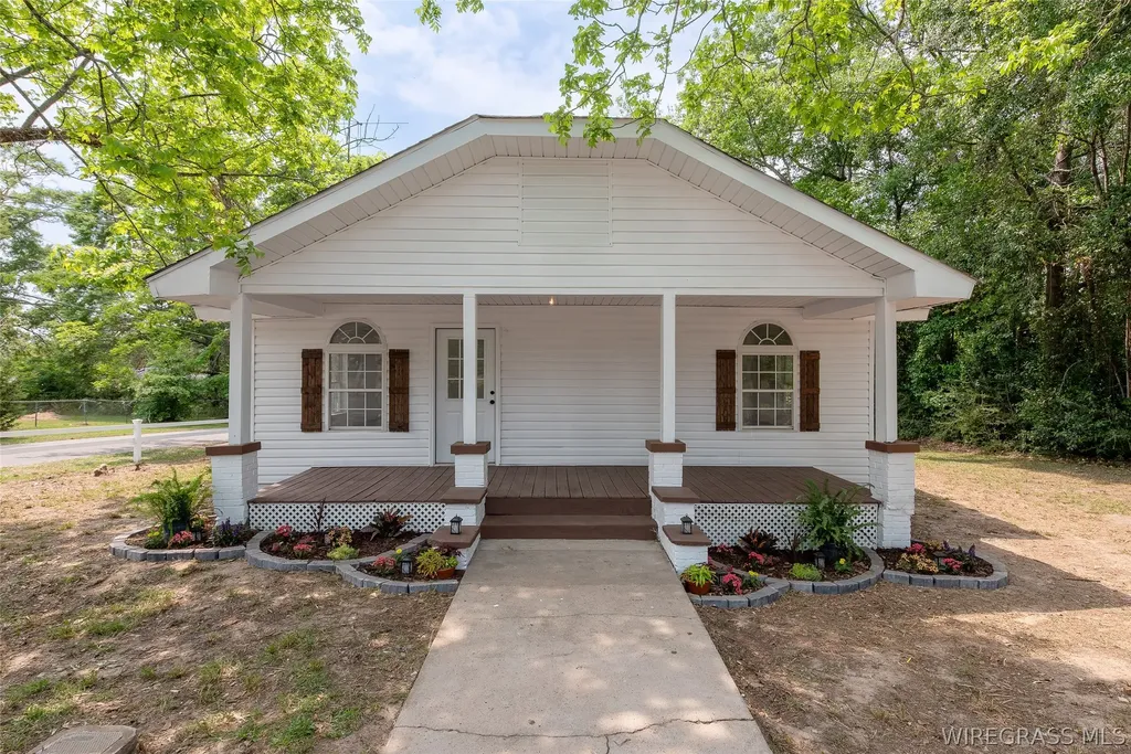 410 S College Street Opp AL 36467