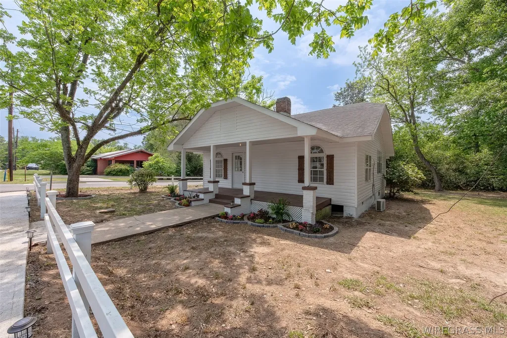 410 S College Street Opp AL 36467