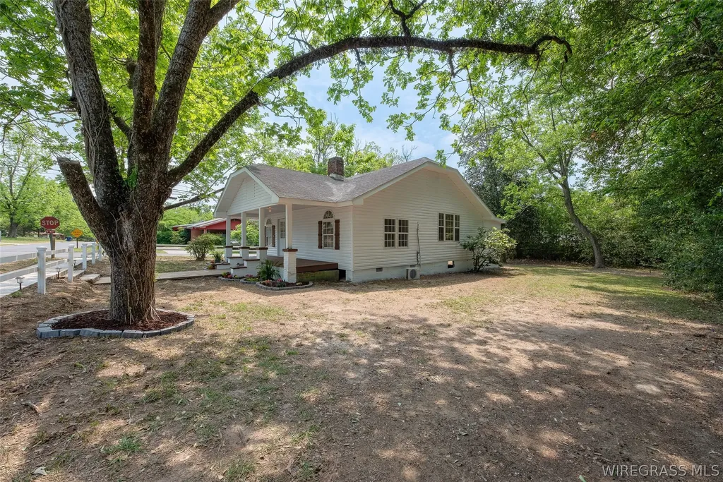 410 S College Street Opp AL 36467