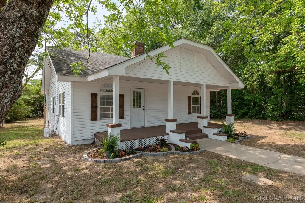 410 S College Street Opp AL 36467