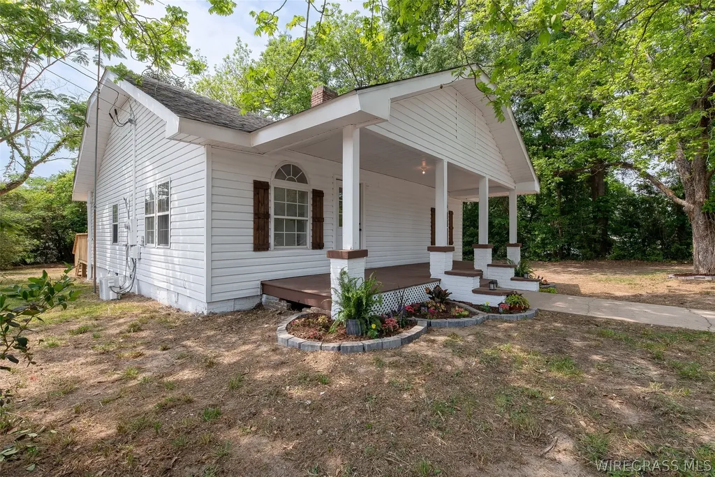410 S College Street Opp AL 36467